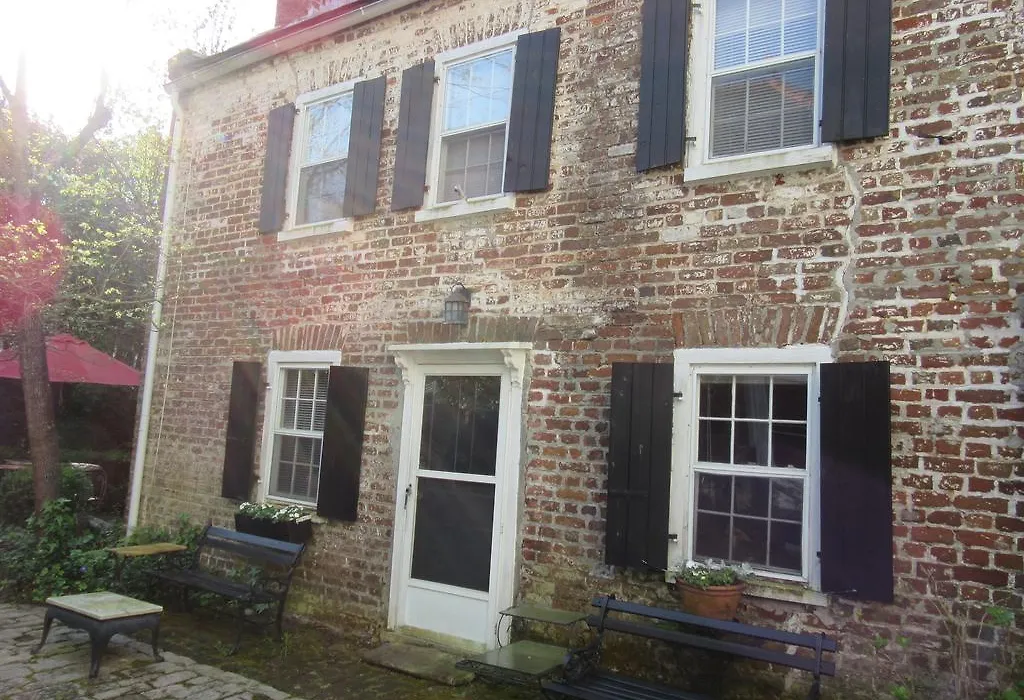 Historic 86 Church Street-1